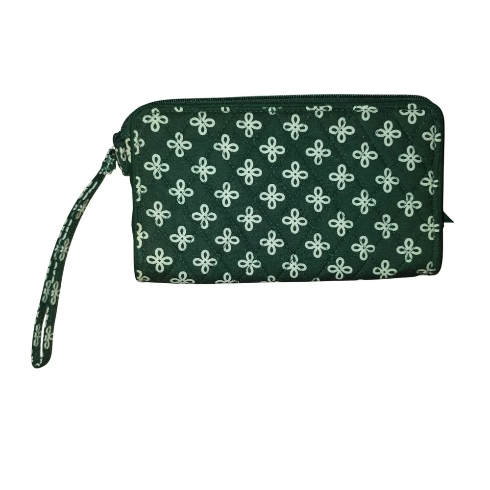 Vera Bradley Michigan State Spartans Green Quilted Cotton Wristlet Wallet MSU - Picture 6 of 7